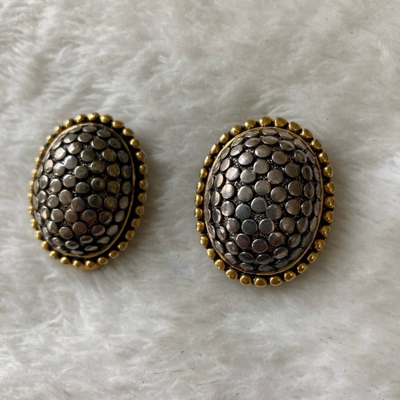 Two Tone Vintage Clip on Earrings - Picture 4 of 5
